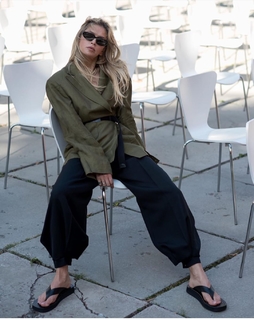 Vera Brezhneva feet photo thumbnail