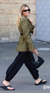 Vera Brezhneva feet photo thumbnail
