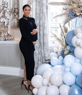 Rochelle Humes feet photo thumbnail