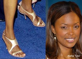 Aisha Tyler feet photo 1