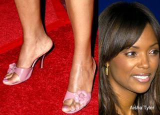 Aisha Tyler feet photo 2