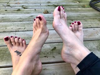 Sloan feet photo thumbnail