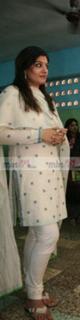 Raveena Tandon feet photo thumbnail
