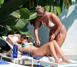 Chloe Ferry feet photo thumbnail