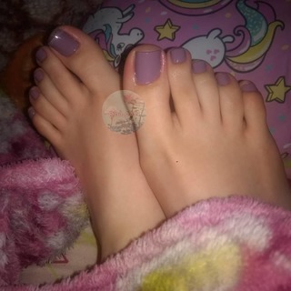 Isa Pes feet photo thumbnail