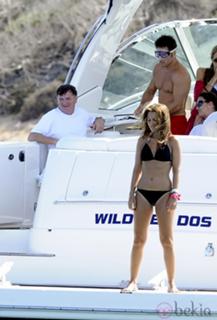 Paula Echevarría feet photo thumbnail