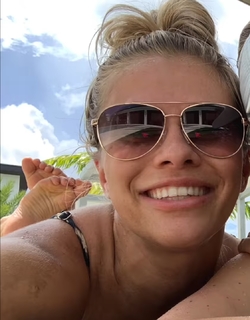 Paige VanZant feet photo thumbnail