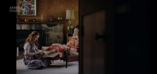 Julie Benz feet photo thumbnail