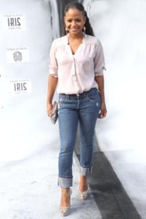 Christina Milian feet photo thumbnail