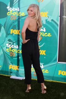 Kristen Bell feet photo thumbnail