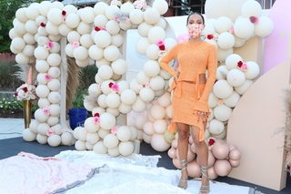 Karrueche Tran feet photo thumbnail