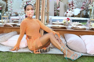 Karrueche Tran feet photo thumbnail