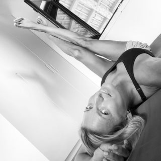 Federica Fontana feet photo thumbnail