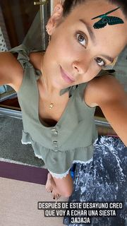 Cristina Pedroche feet photo thumbnail