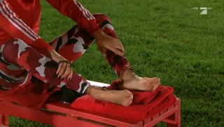Verona Pooth feet photo thumbnail