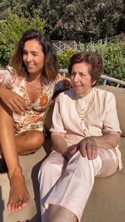 Caterina Balivo feet photo thumbnail
