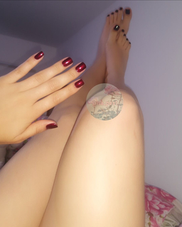 Isa Pes feet photo thumbnail