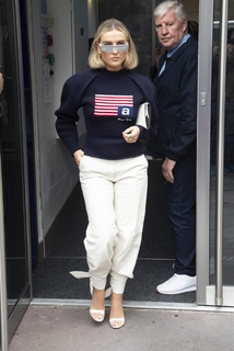 Perrie Edwards feet photo thumbnail