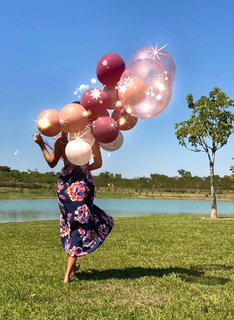 Paula Fernandes feet photo thumbnail