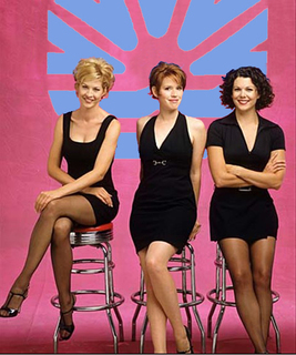 Jenna Elfman feet photo thumbnail