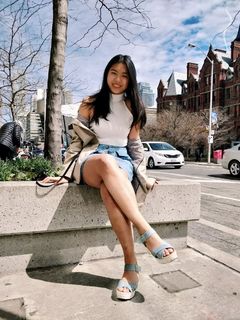 Qiyu Zhou feet photo 1