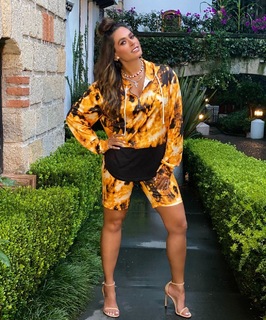 Galilea Montijo feet photo thumbnail