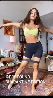 Vanessa Hudgens feet photo thumbnail