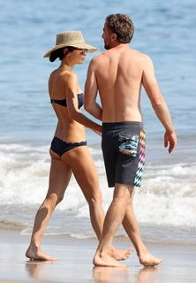 Jordana Brewster feet photo thumbnail