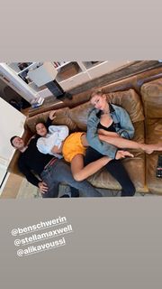 Irina Shayk feet photo thumbnail