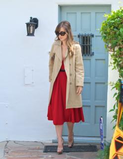 Olivia Wilde feet photo thumbnail