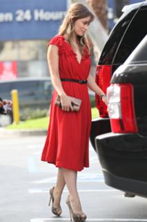 Olivia Wilde feet photo thumbnail