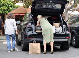 Katy Perry feet photo thumbnail