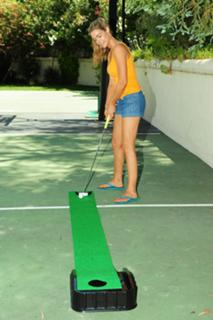 Denise Richards feet photo thumbnail