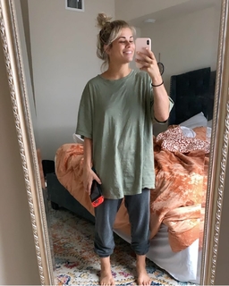 Paige VanZant feet photo thumbnail