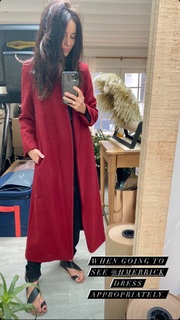 Abigail Spencer feet photo thumbnail