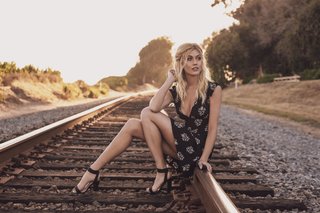 Katherine McNamara feet photo thumbnail