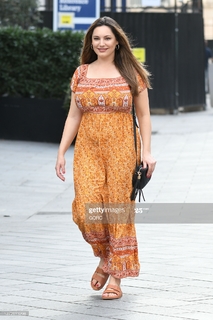 Kelly Brook feet photo thumbnail