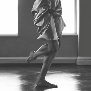 Candice Swanepoel feet photo thumbnail