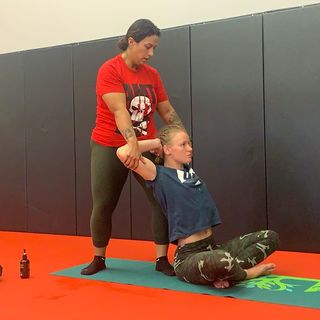 Valentina Shevchenko feet photo thumbnail