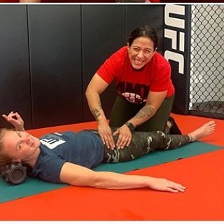 Valentina Shevchenko feet photo thumbnail