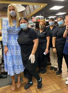 Ivanka Trump feet photo thumbnail