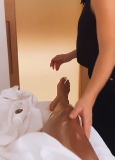 Christina Milian feet photo thumbnail