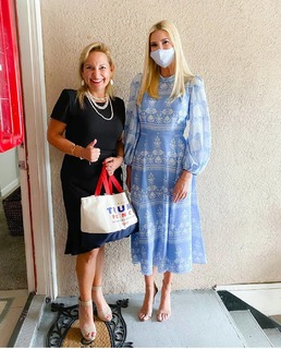 Ivanka Trump feet photo thumbnail