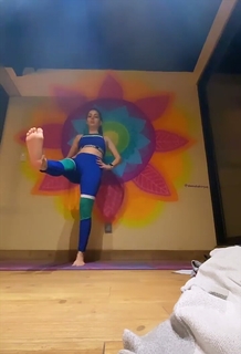 Yoseline Hoffman feet photo thumbnail