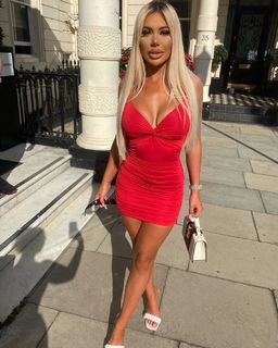 Chloe Ferry feet photo thumbnail