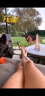Brooke Burke feet photo thumbnail