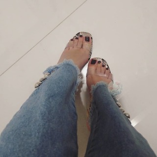 Isa Pes feet photo thumbnail