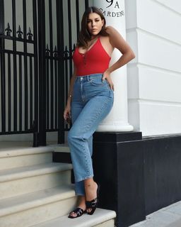 Imogen Thomas feet photo thumbnail