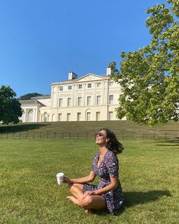 Melanie Sykes feet photo thumbnail