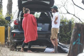 Leighton Meester feet photo thumbnail